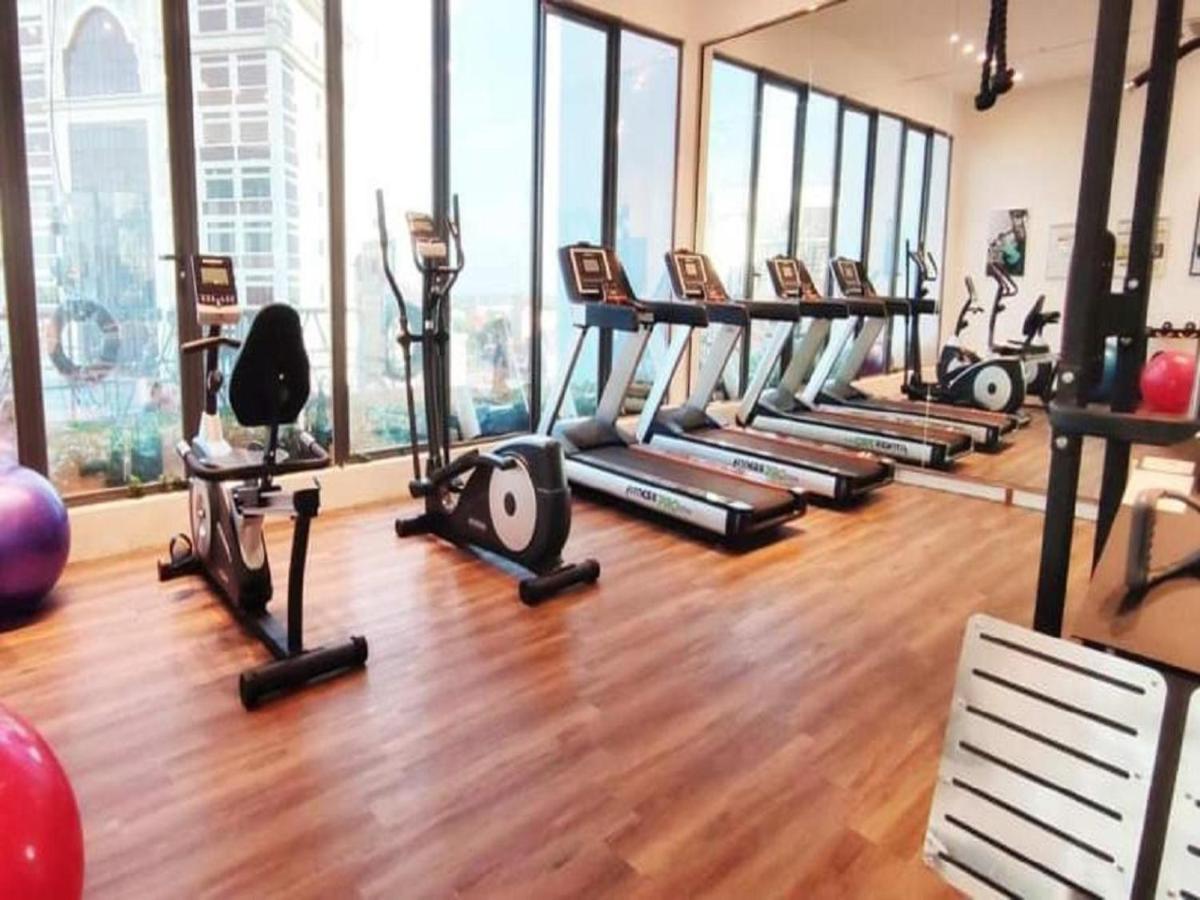 69m² 2 slaapkamer, 1 privé badkamer Appartement in Kota Bharu centrum Buitenkant foto