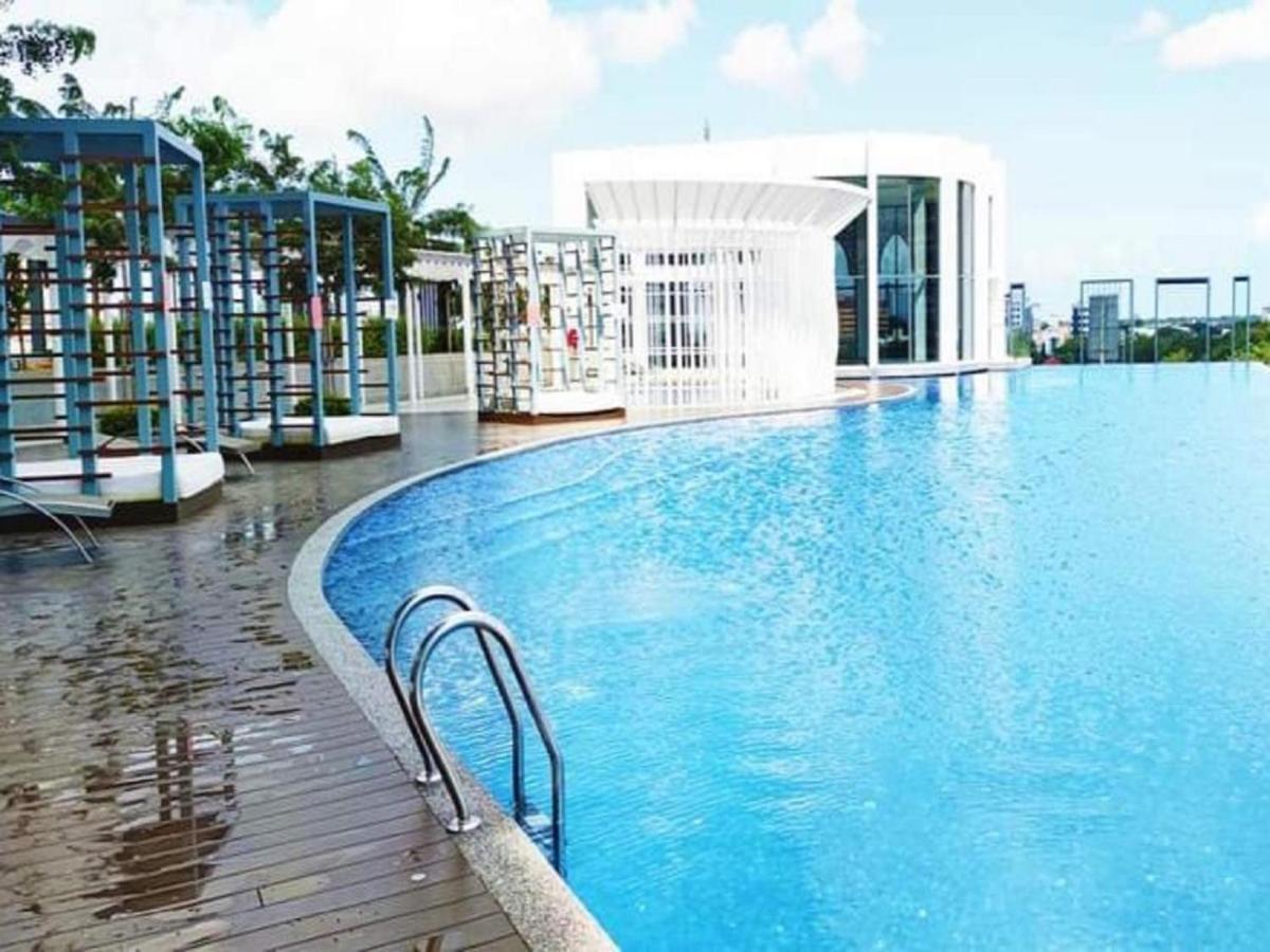 69m² 2 slaapkamer, 1 privé badkamer Appartement in Kota Bharu centrum Buitenkant foto