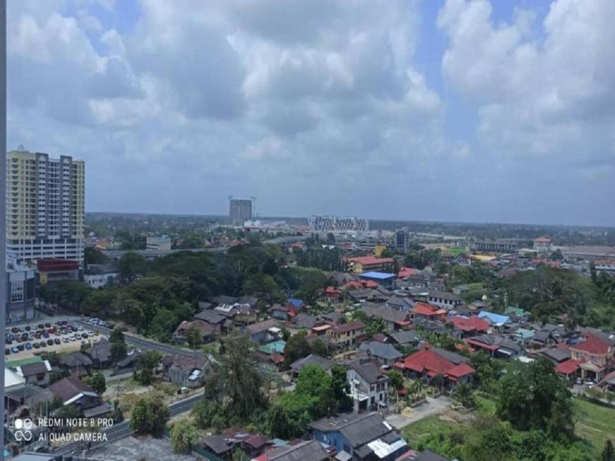 69m² 2 slaapkamer, 1 privé badkamer Appartement in Kota Bharu centrum Buitenkant foto