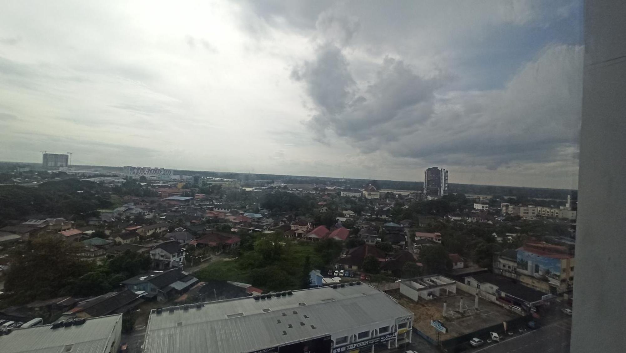69m² 2 slaapkamer, 1 privé badkamer Appartement in Kota Bharu centrum Buitenkant foto