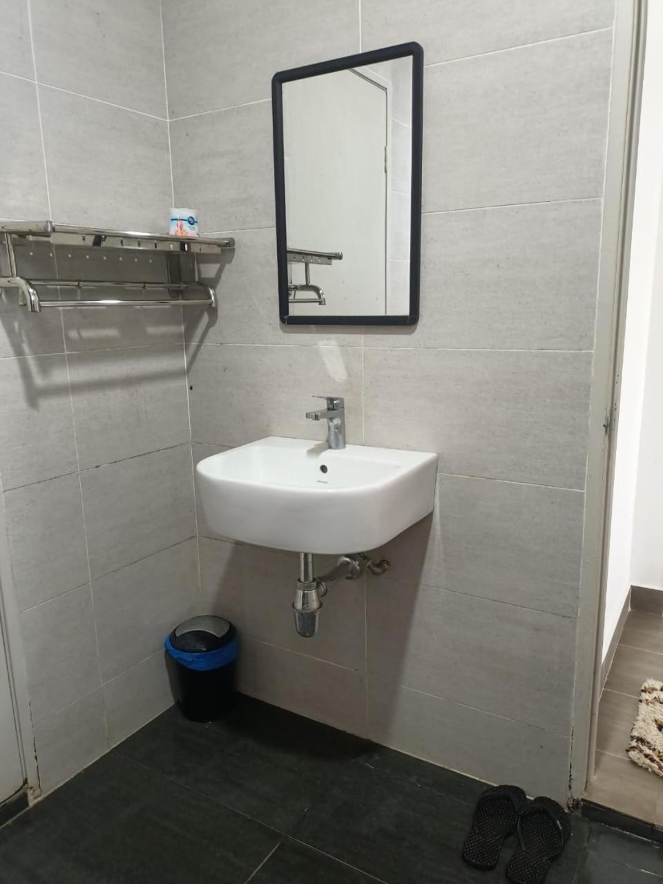 69m² 2 slaapkamer, 1 privé badkamer Appartement in Kota Bharu centrum Kamer foto